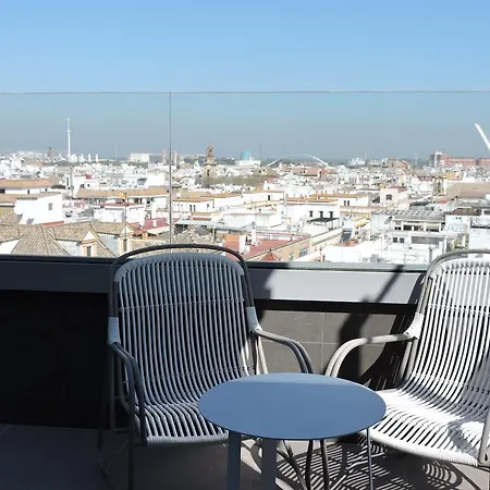 America Hotel 4*
